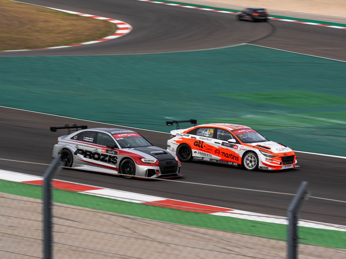 Gran Turismo 7, course sur circuit